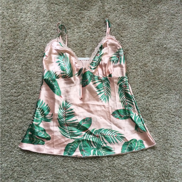 SHEIN Slip Top - Picture 11 of 11